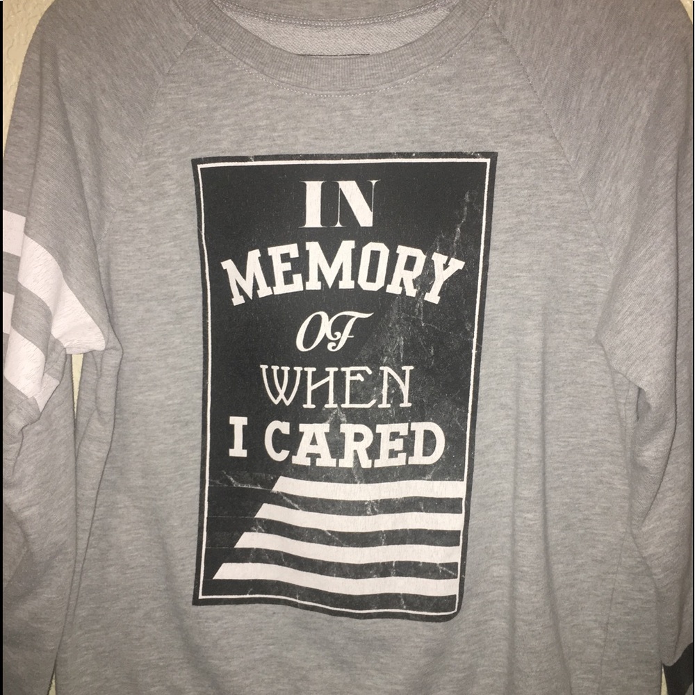 Sweatshirt